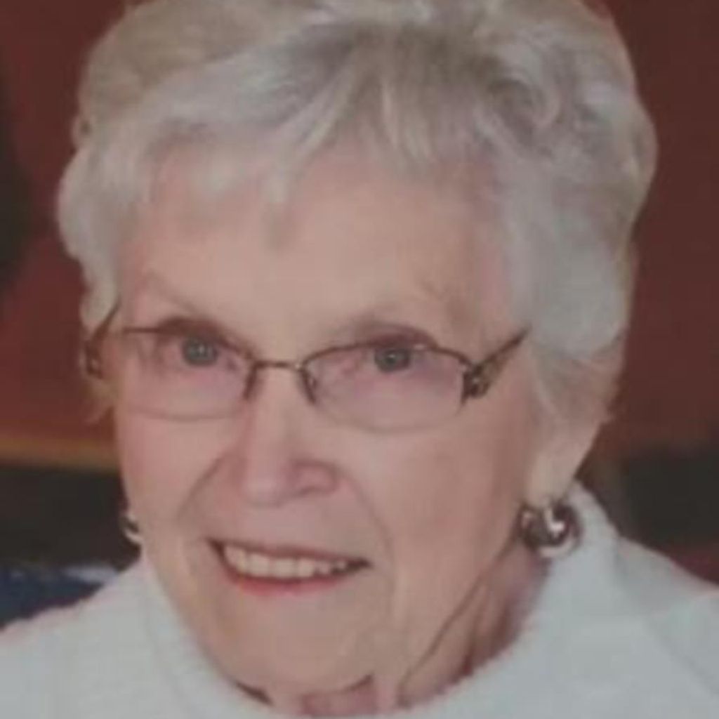 Mary Jo Tracey Profile Photo