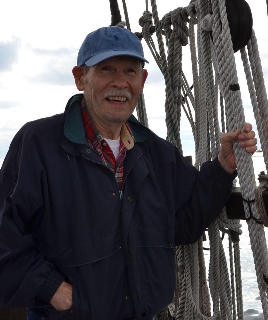 Robert Lewis Gravel Profile Photo