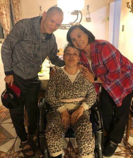 Maria Guadalupe Medina-Quinonez photo gallery thumbnail 13 of 74