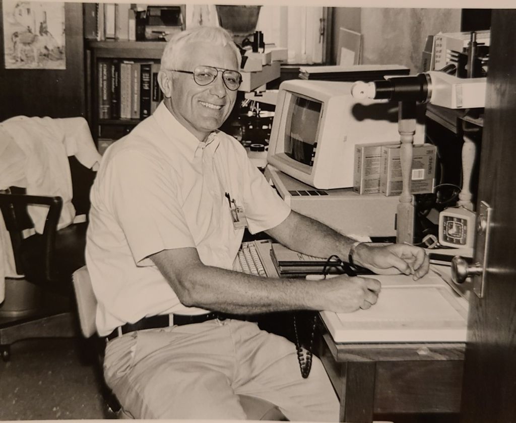 Dr. E. Roberts