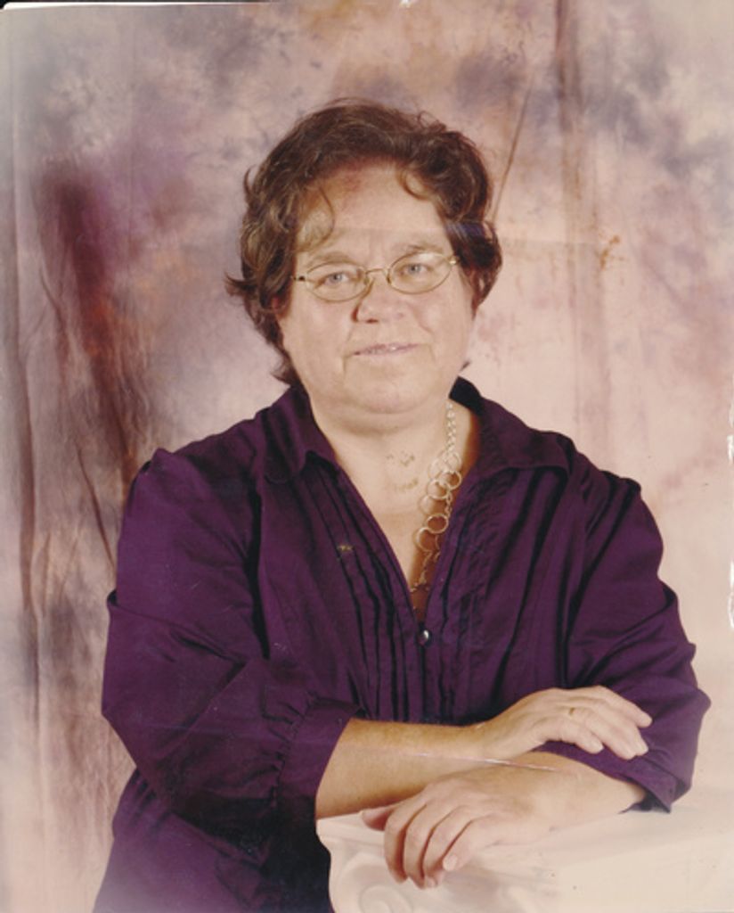 Lori Ellen Willis Profile Photo