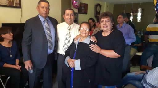 Miguel Morales photo gallery thumbnail 84 of 209