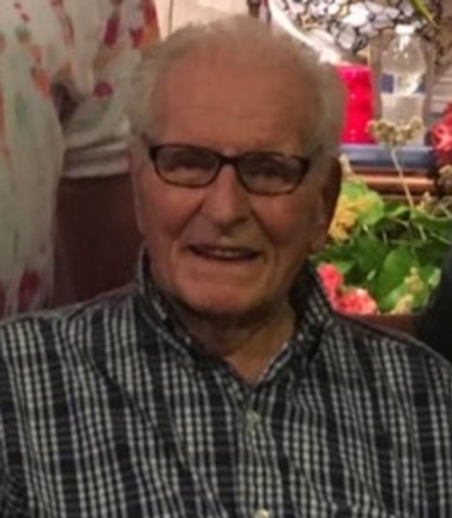 Robert Holler Profile Photo