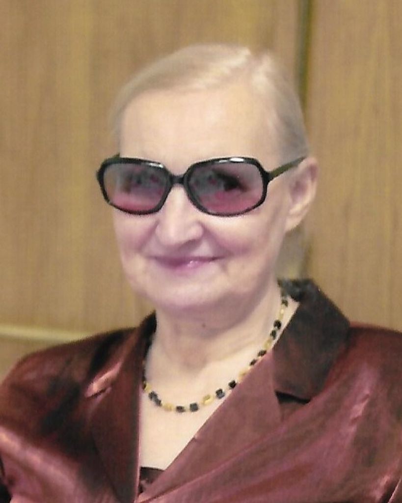 Helena (Wolk-Karaczewski) Venchis Profile Photo