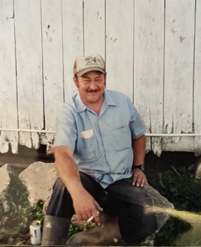 Stephen Hall Profile Photo