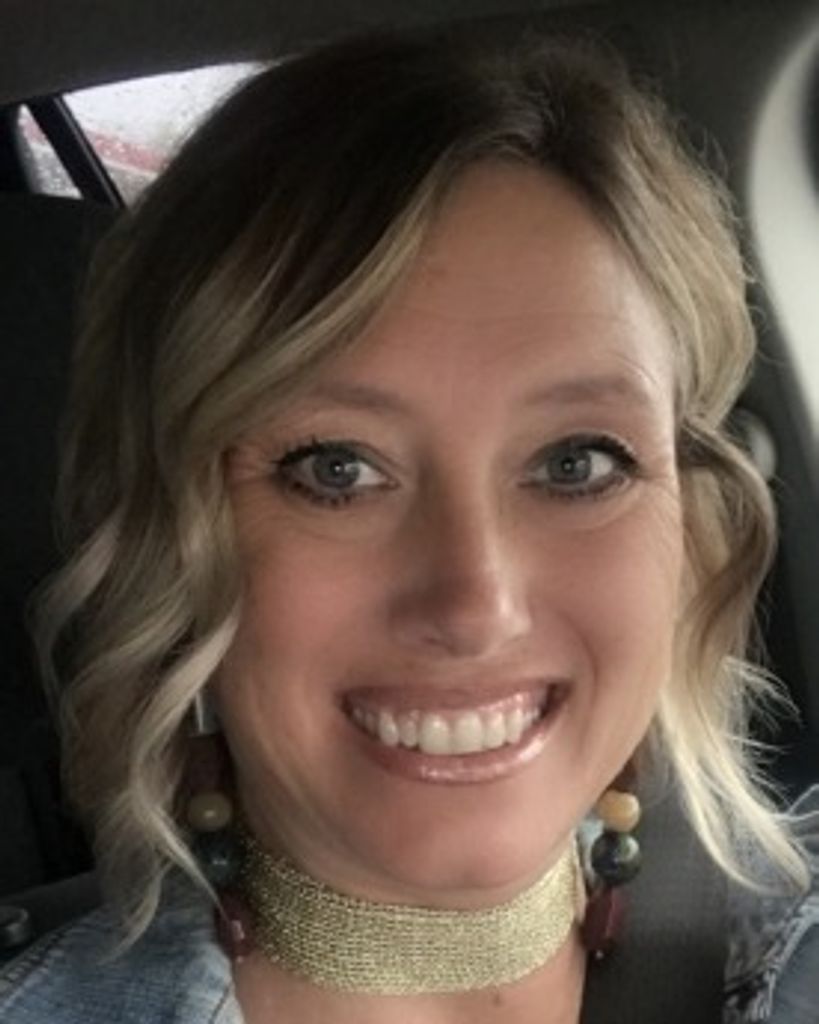 Elizabeth A. Harris Profile Photo