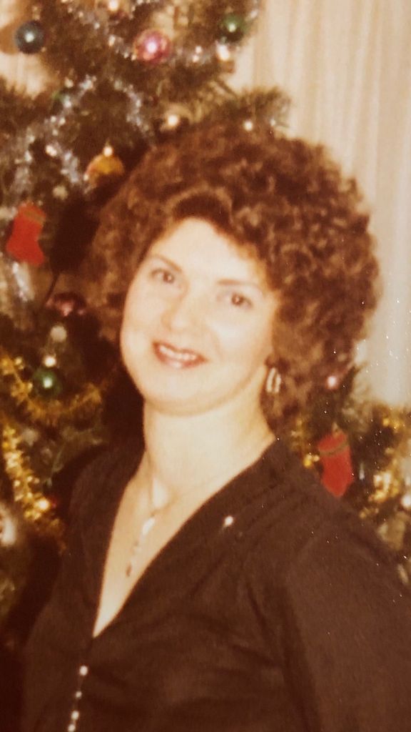 Angela Mae Muffuletto