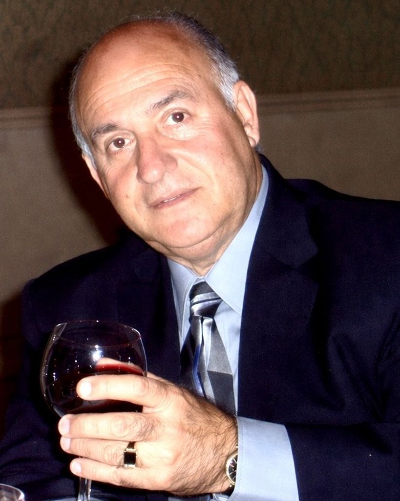 Carlos Roberto Ipes Profile Photo