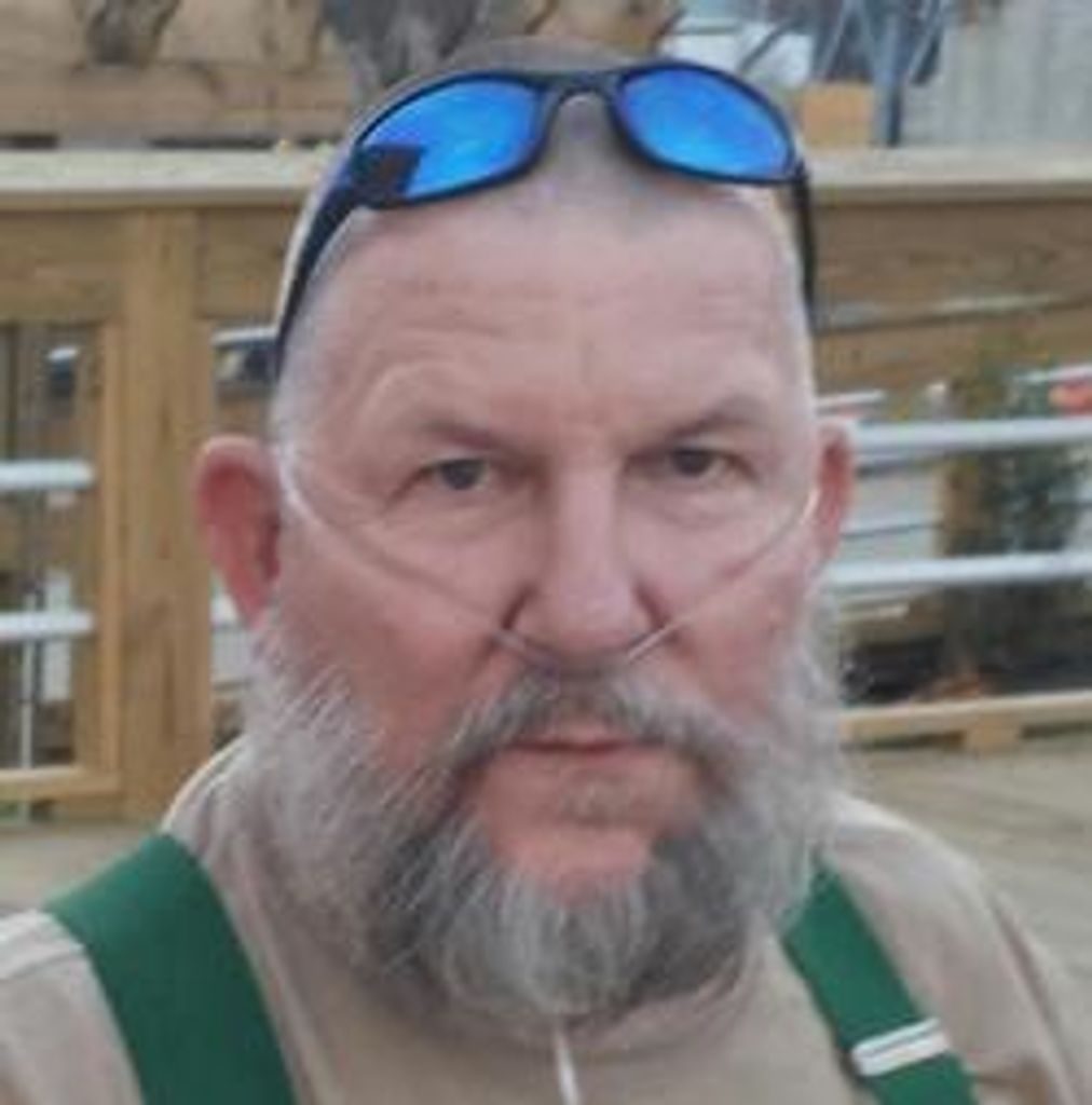Bobby Lee Helms Profile Photo