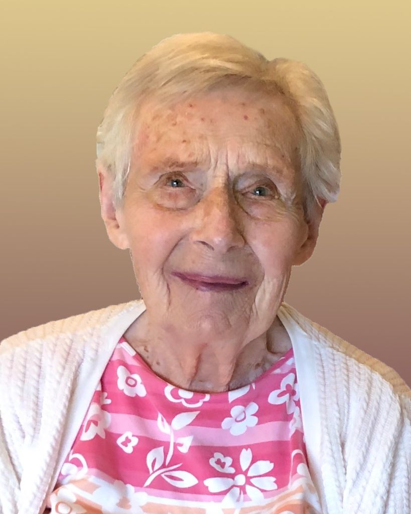 Elizabeth Luetzel Lacy Profile Photo