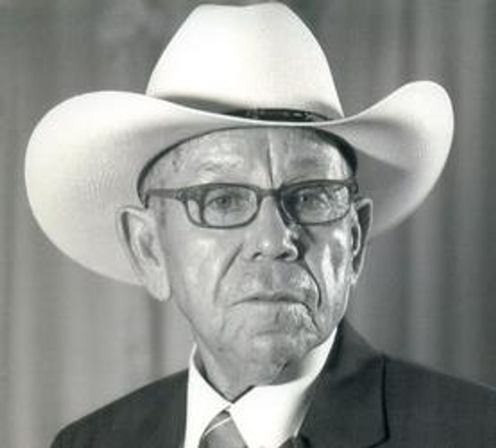Arnoldo "Shorty" Flores Profile Photo