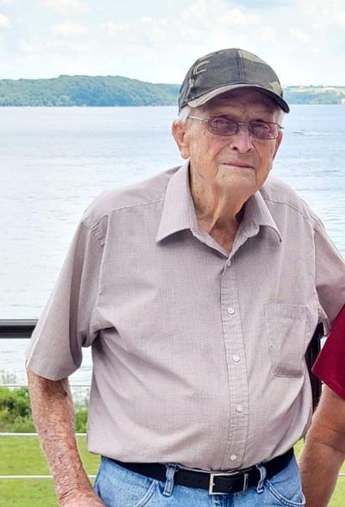 Morris Frank Willis Profile Photo