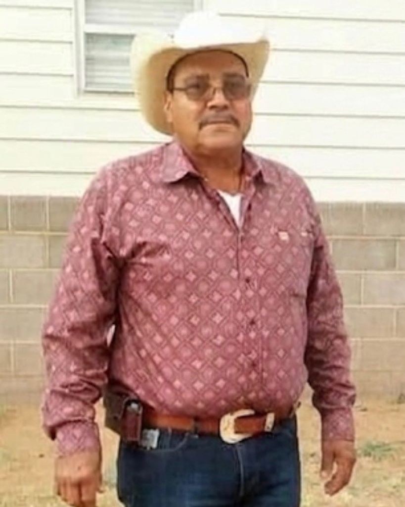 Mario Flores Rayos Profile Photo