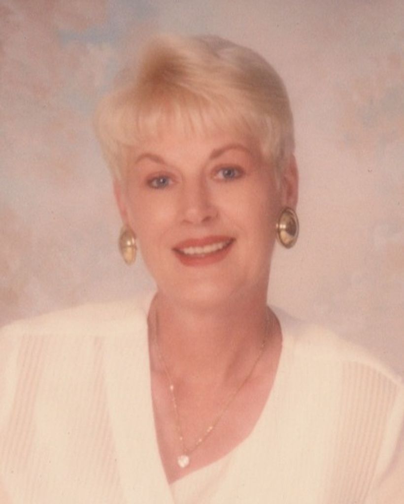Yvonne R. Schmid Profile Photo