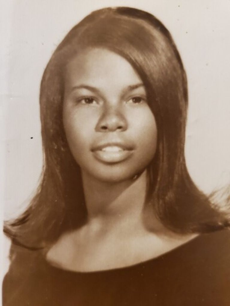 Linda Davidson Mcknight Profile Photo