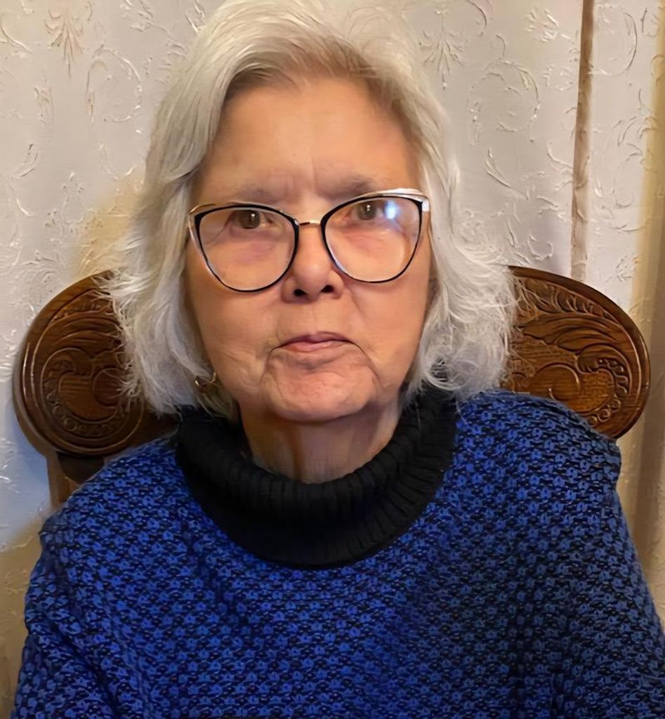 Teresa Gil Flores Profile Photo