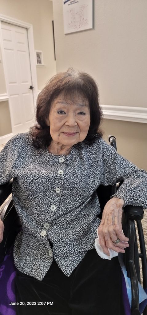 Yoshie Benton Profile Photo
