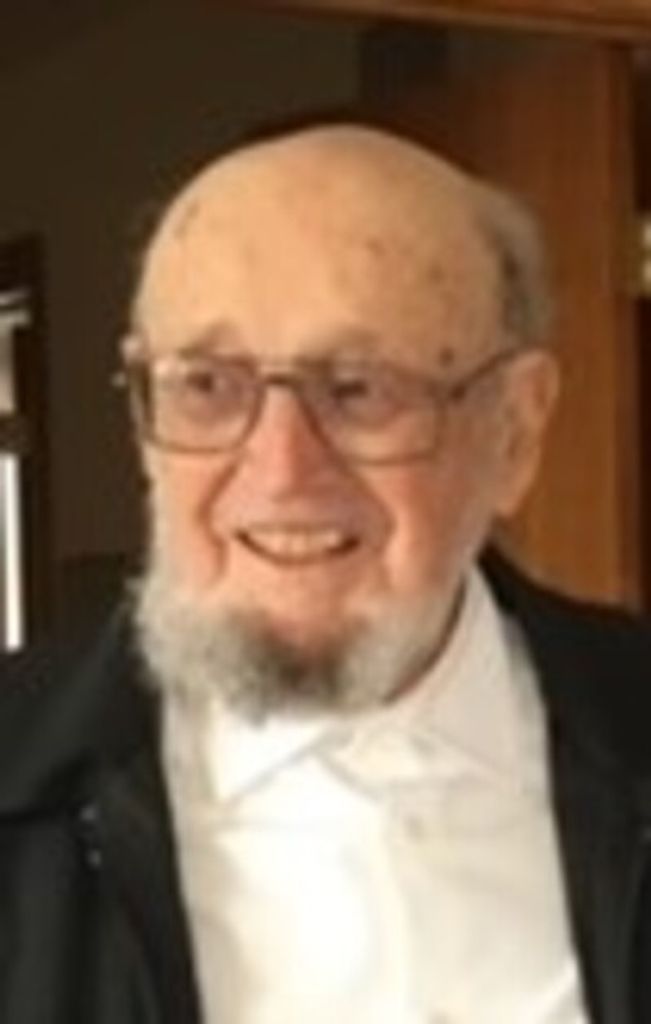 Oliver "Ollie" E. Troyer