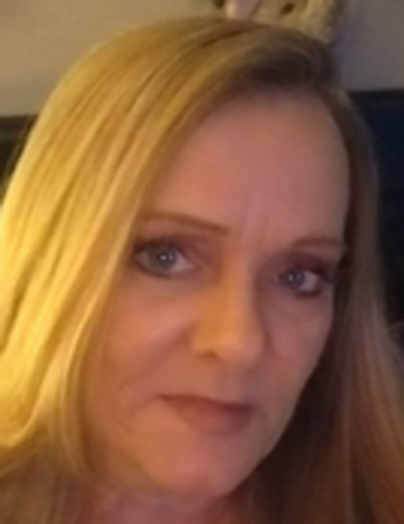 Tina Elizabeth Newell Profile Photo