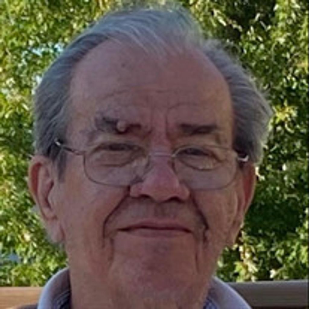 Don Roger McComb
