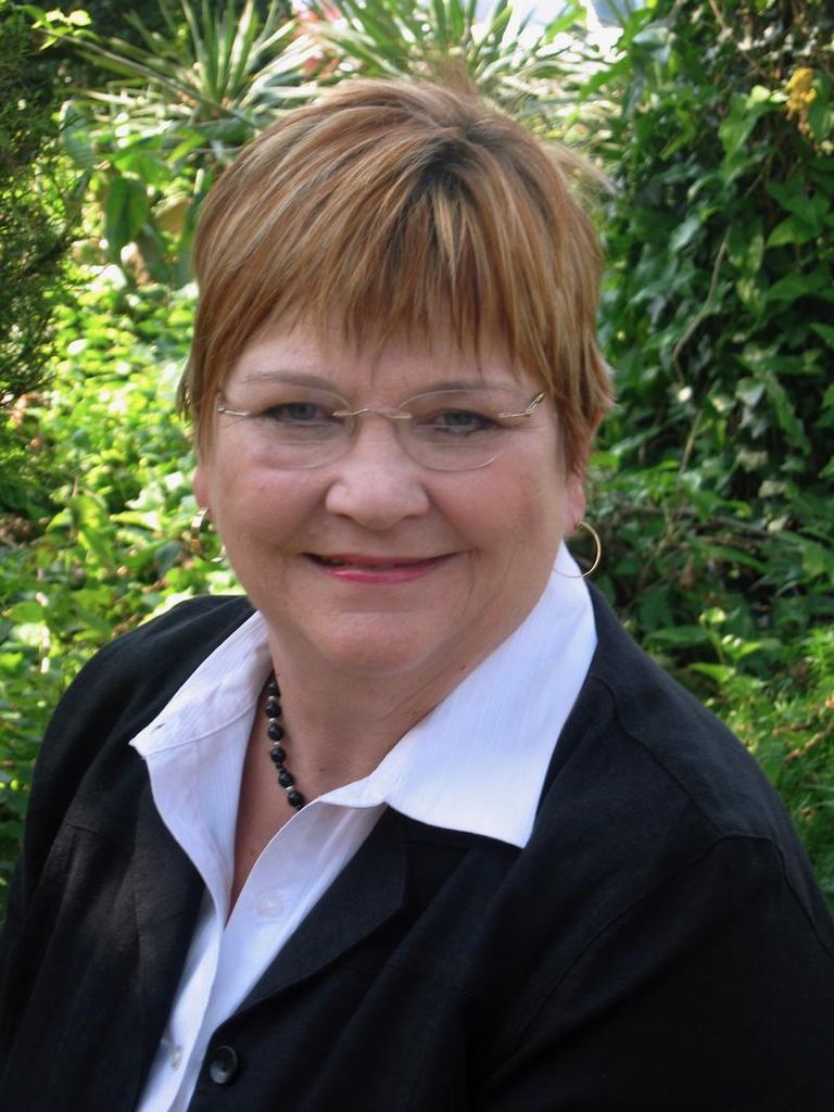 Sara Elizabeth Black