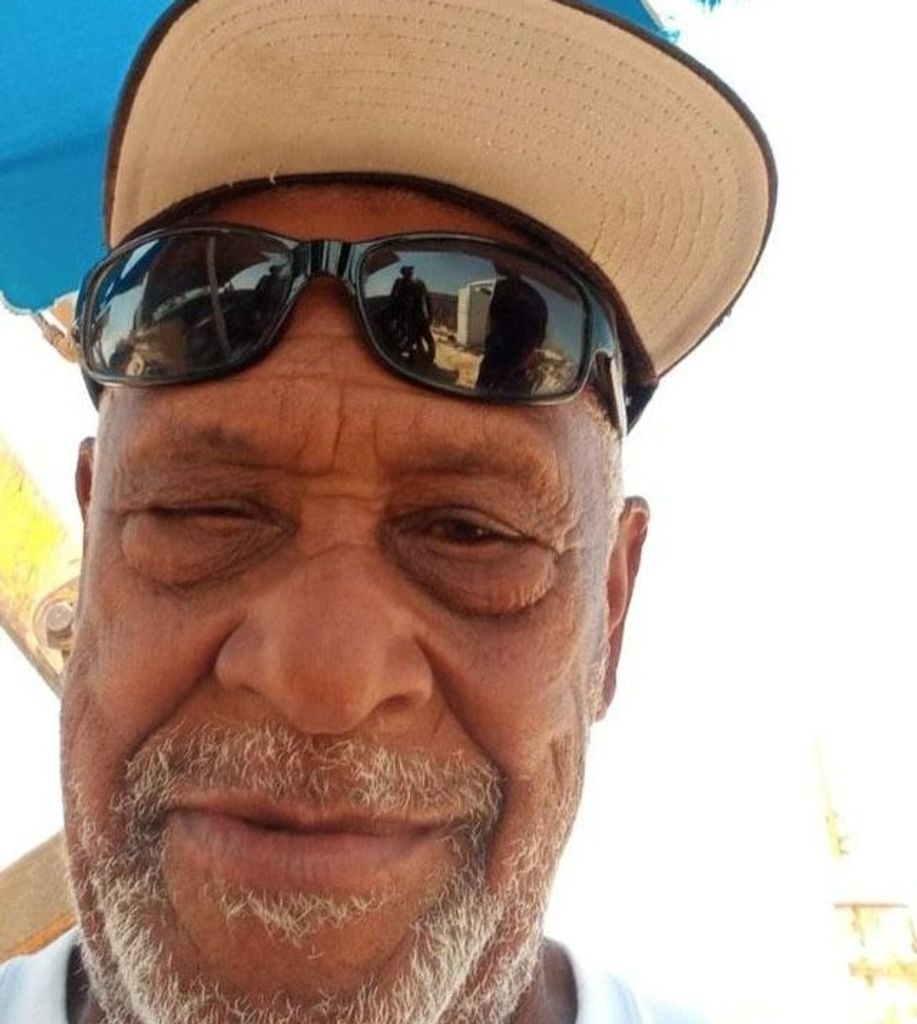 Clifton Ray Smith