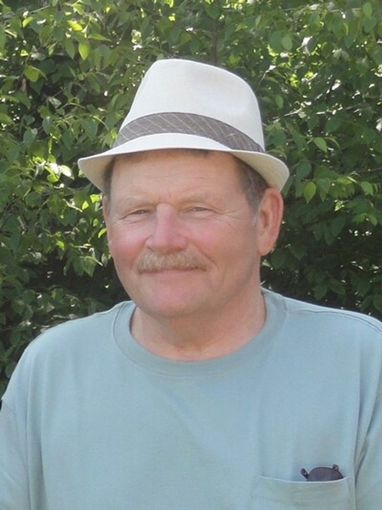 Robert Johnson Profile Photo
