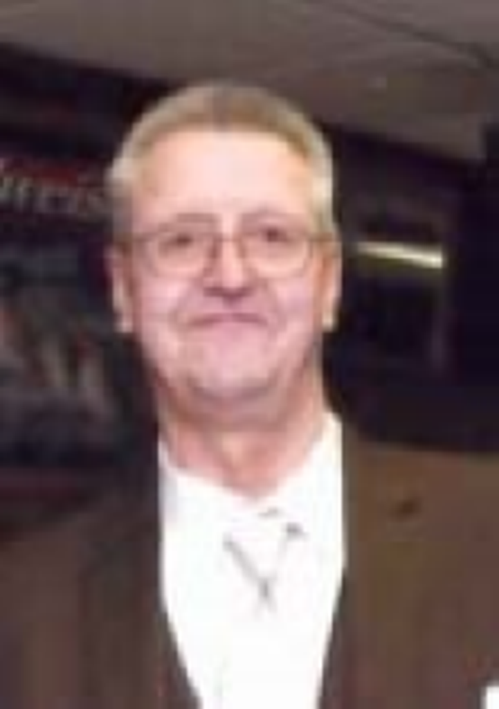 Gary  Lynn Rundell