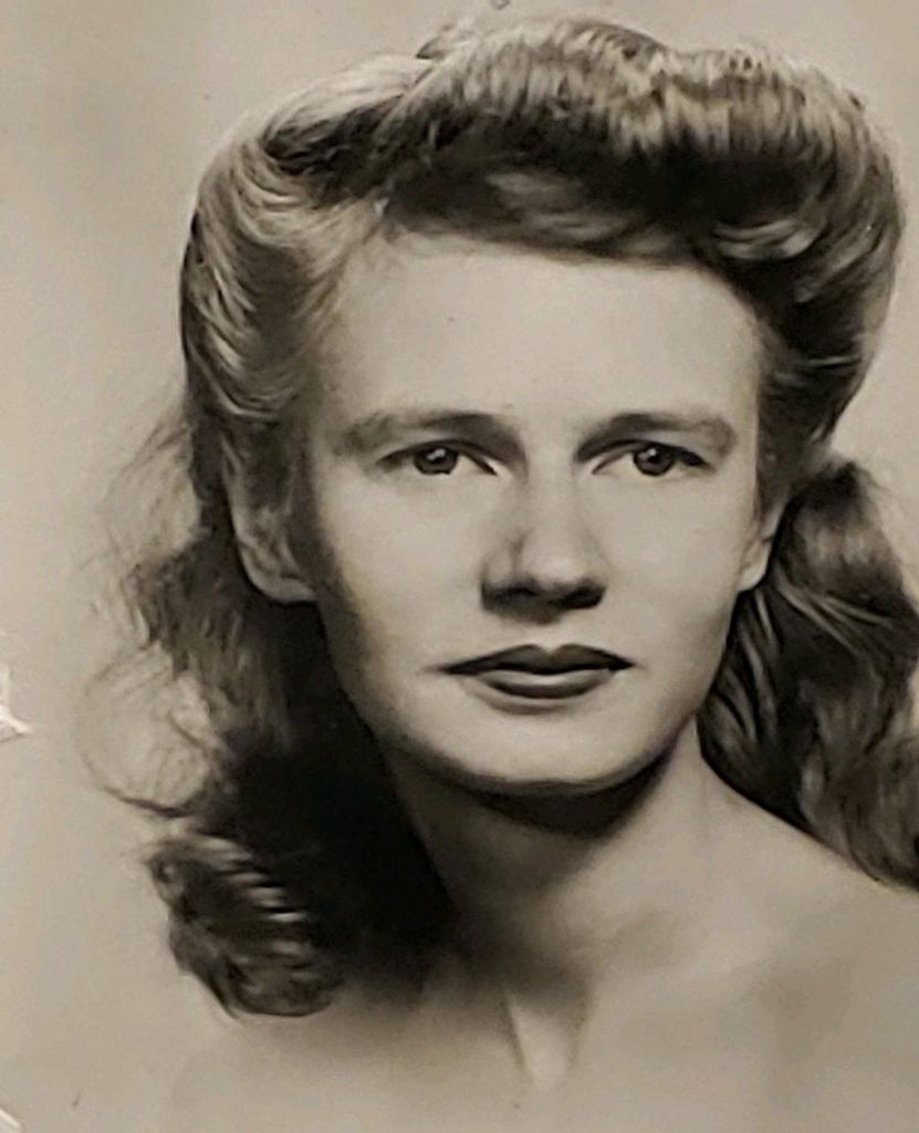 Mary Louise Webber Profile Photo
