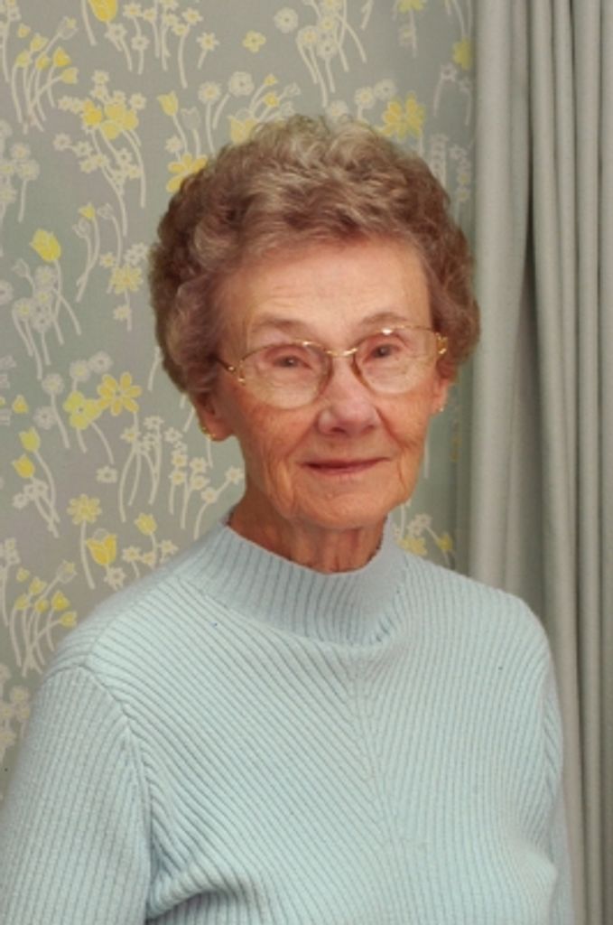 Erna J. Ravenberg