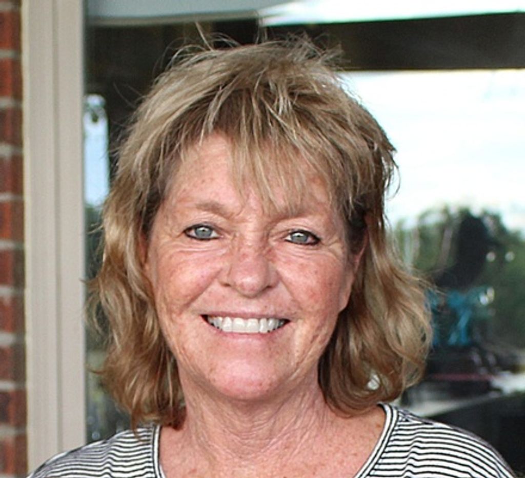 Beth Ellis Profile Photo