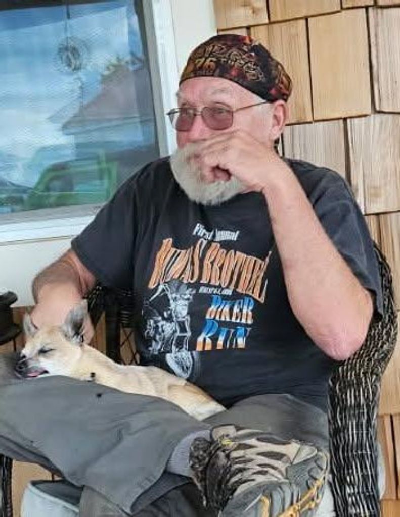 Charles "Chuck" Richard Reevs