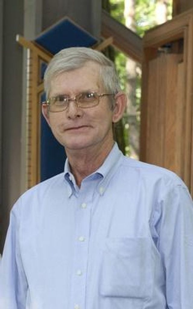 Robert Larry Brewster