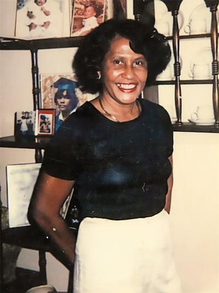Eva Mae Thomas Profile Photo