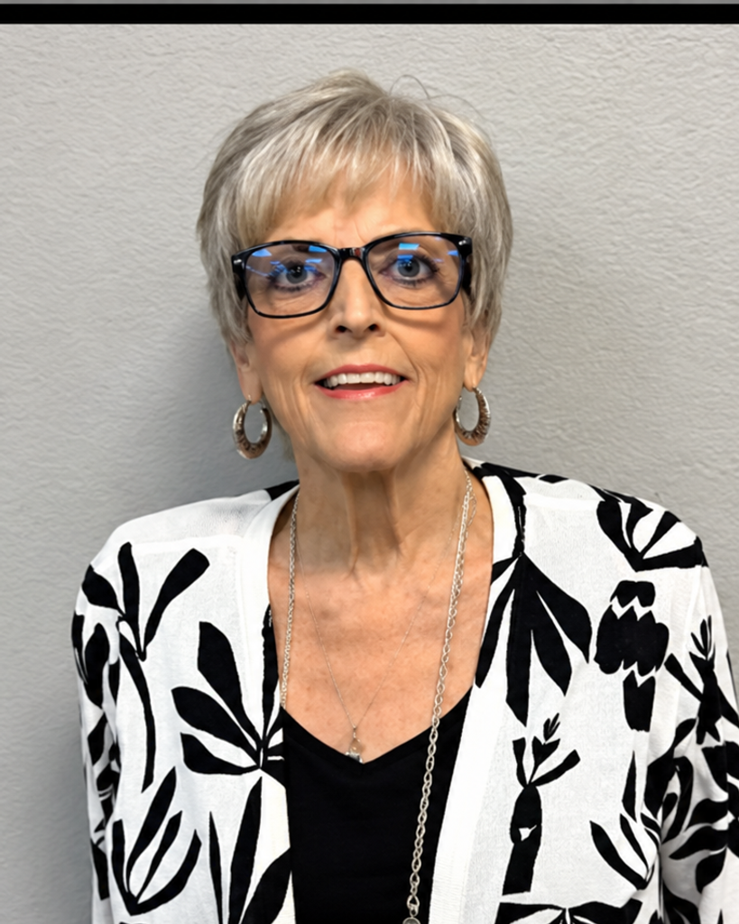 Cindy Snodgrass Profile Photo