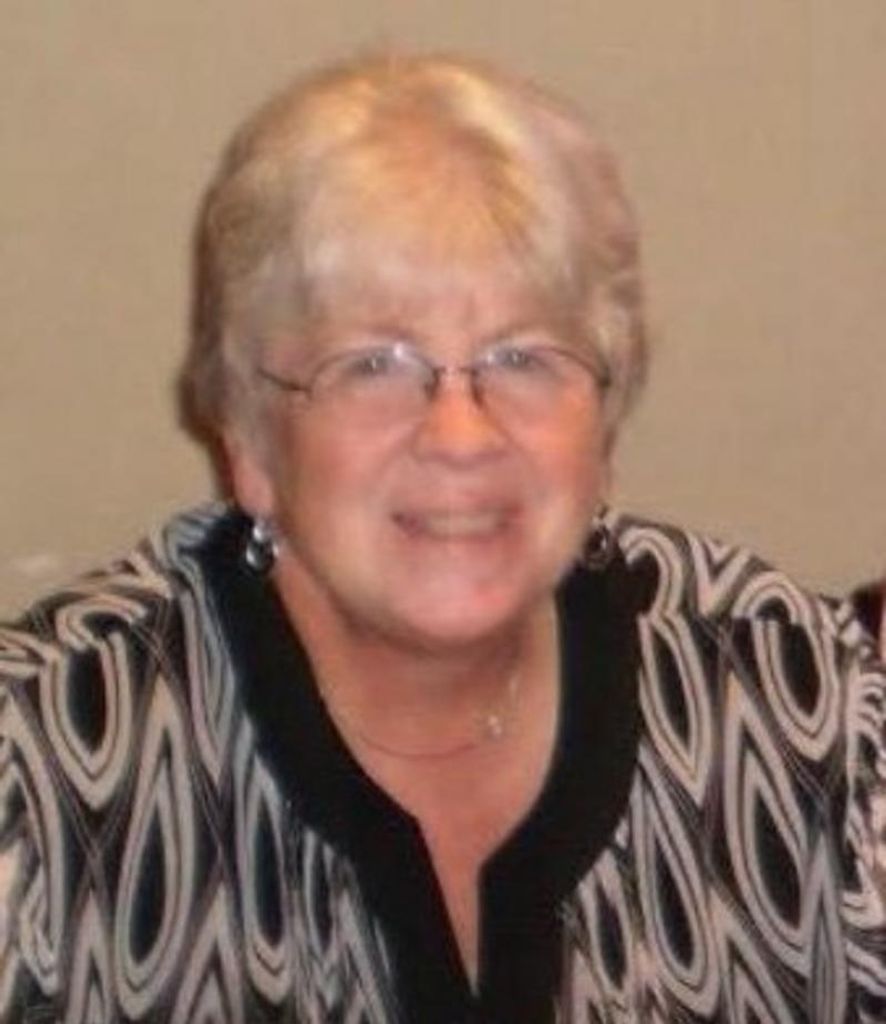 Jacqueline Omlor (Bullock) Maxwell