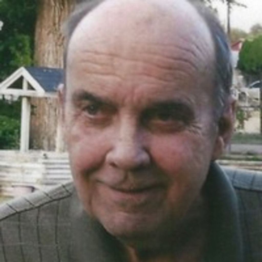 Leslie Bruce Deering