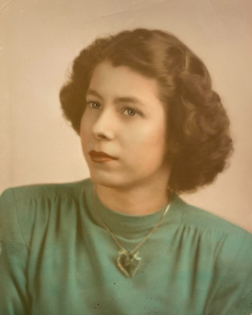 Lenore Jean Homoelle