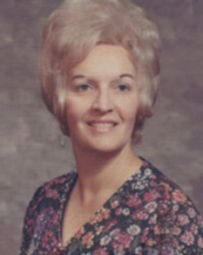 Carrie Ann Gilbert photo gallery thumbnail 1 of 1
