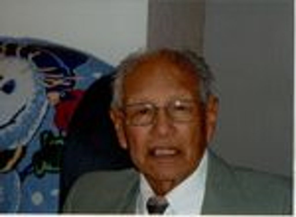 Nickolas J Figueroa