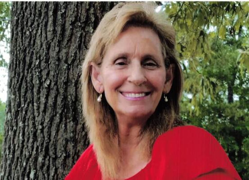 Nadine Marie Yelverton Profile Photo