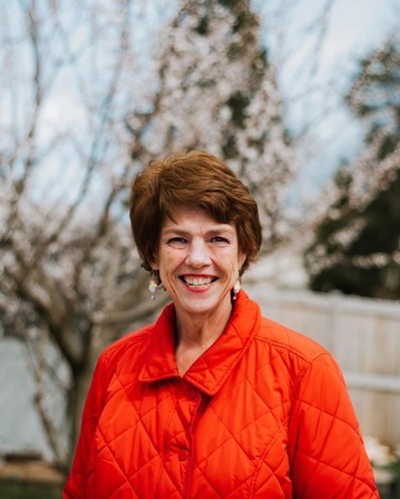 Beth Leaette Olson Profile Photo