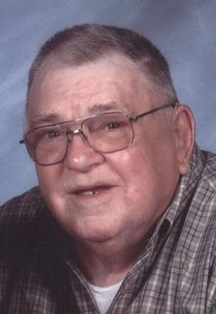 Leo "Lee" Barrette