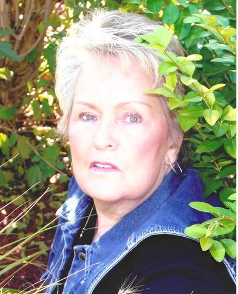 Mary Jo Lucas Profile Photo