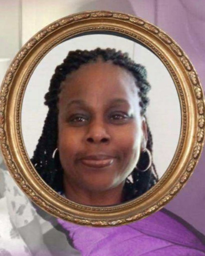 Christine Golmond Simmons Profile Photo