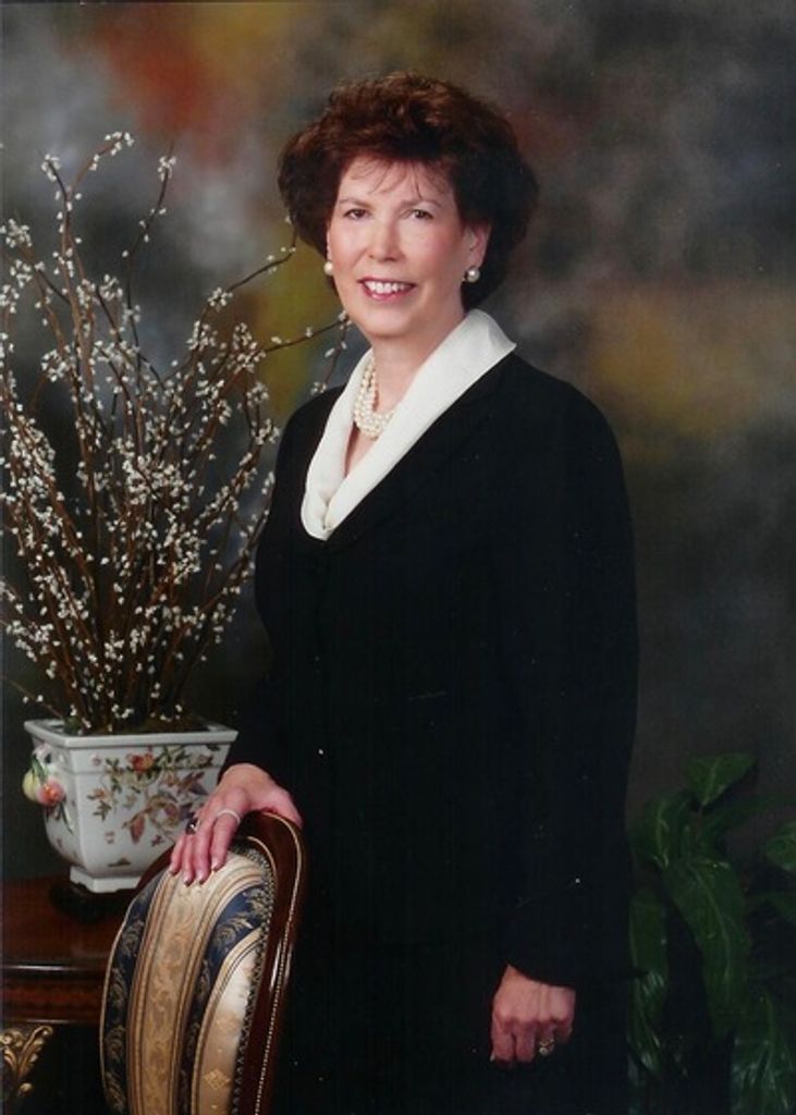 Evelyn Patricia Mcfee