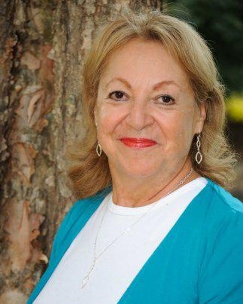 Maria de Lourdes Villalba