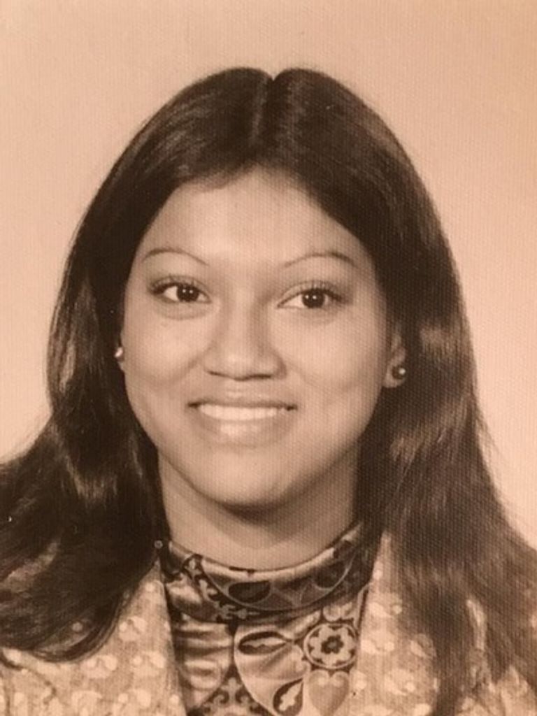 Rosa Maria Rivas Profile Photo