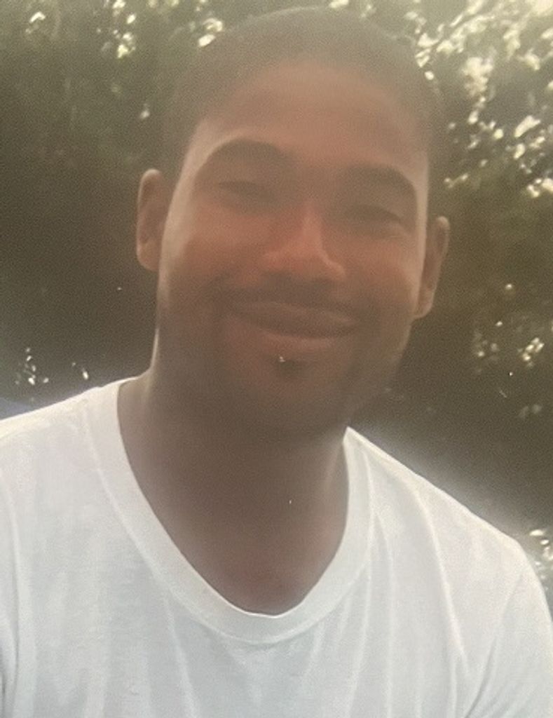 Erraull Larone Ramsey Profile Photo