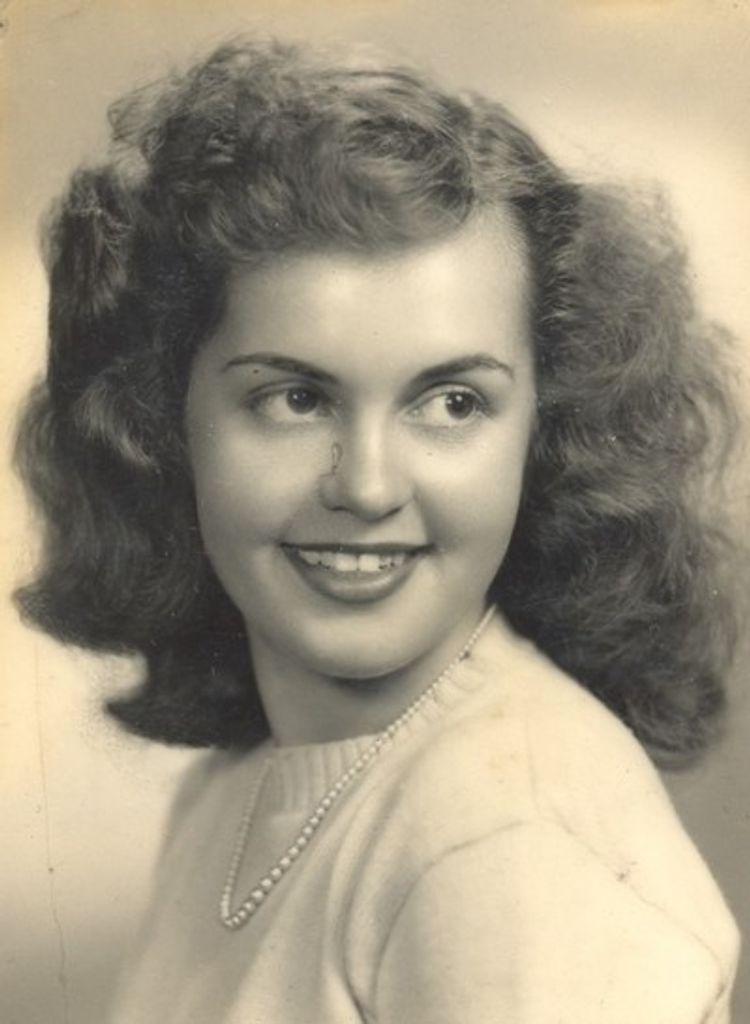 Lorraine Tessaro Profile Photo